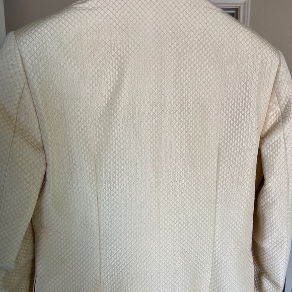 Sabyasachi Sherwani and Shawl - Picture 5 of 12